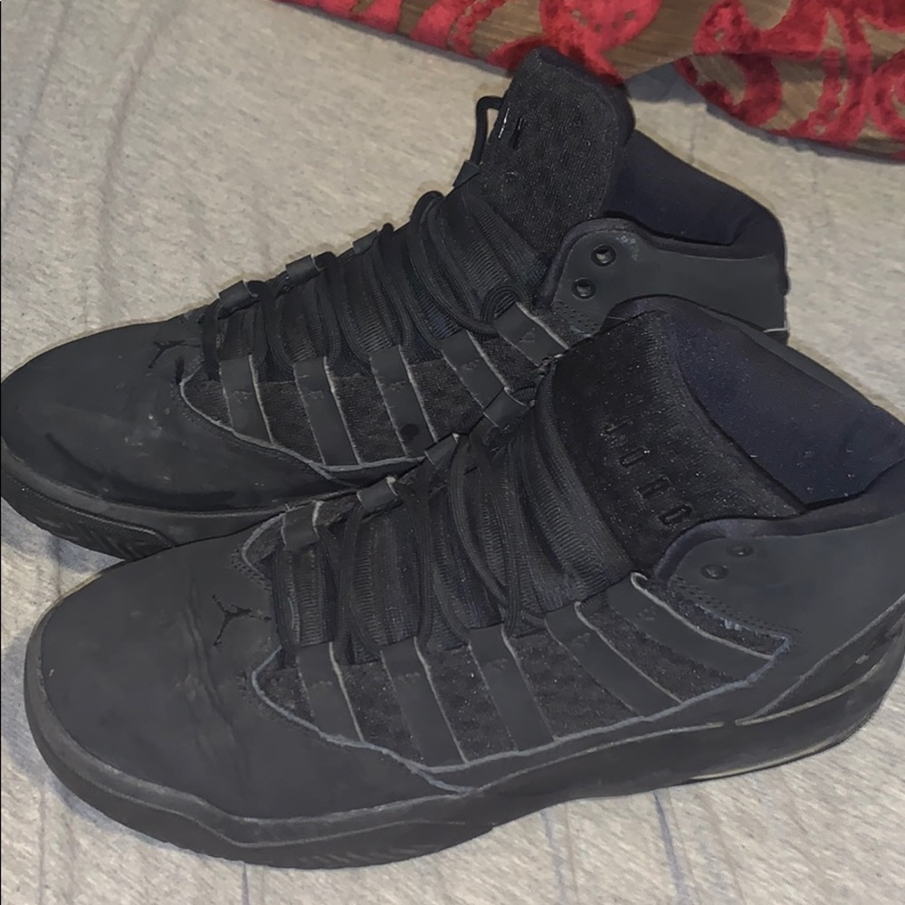 Sz6.5 kids Jordan flights all black